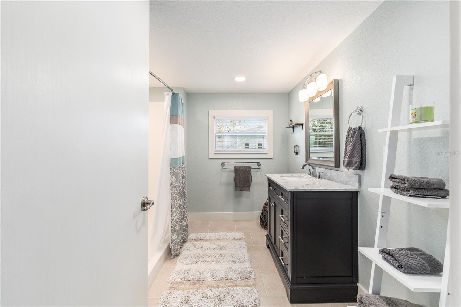 Image 56 of 100 For 1037 9th Avenue