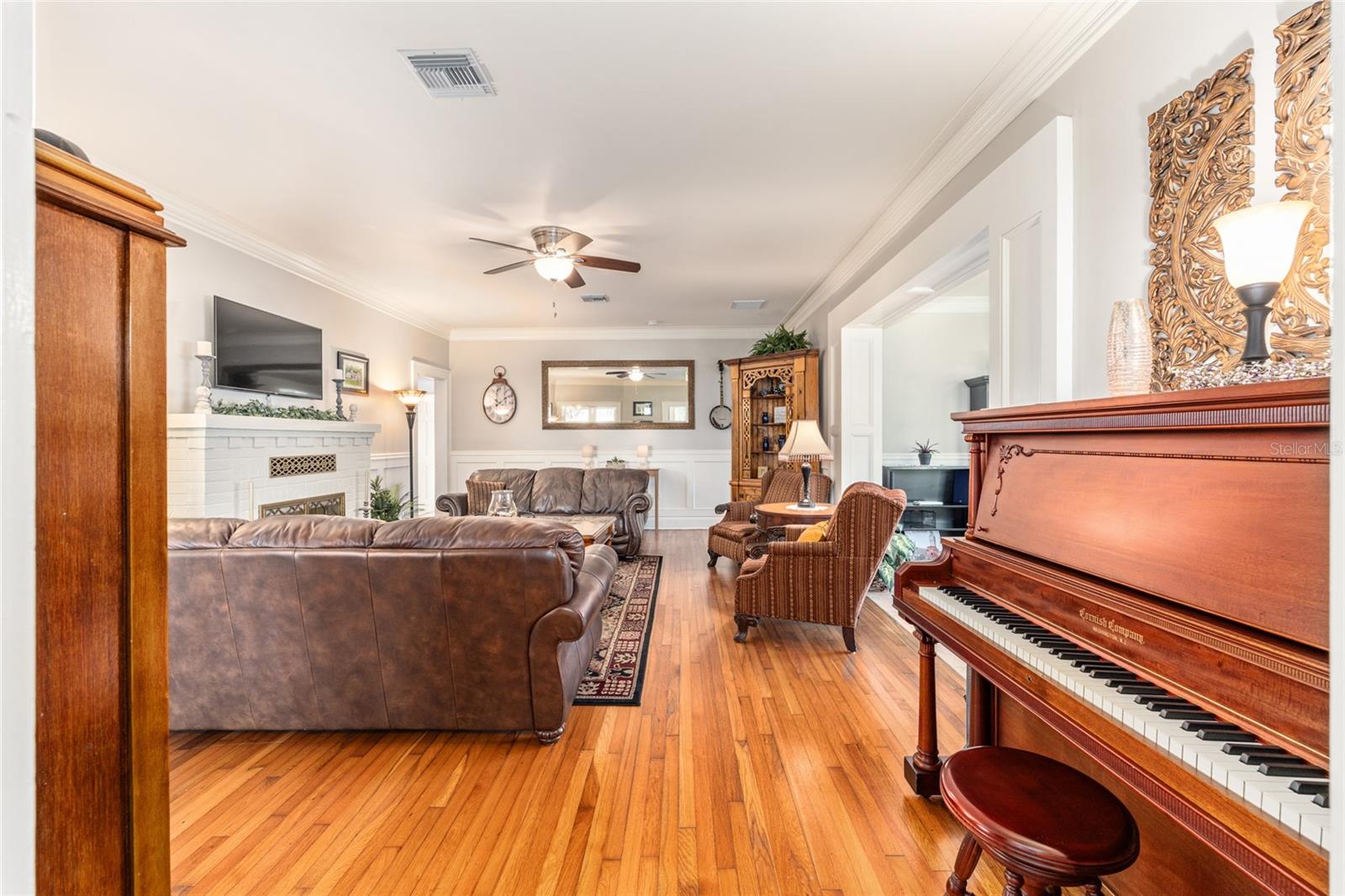 Image 82 of 100 For 1037 9th Avenue