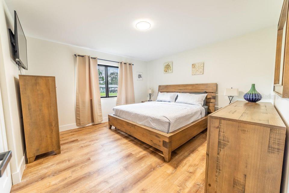 Image 15 of 62 For 809 12th Street