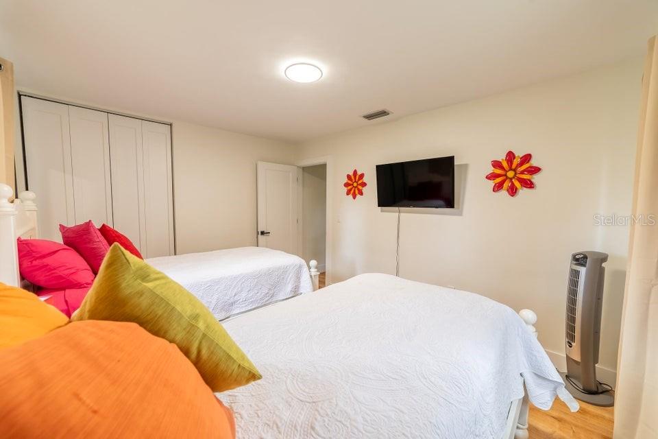 Image 20 of 62 For 809 12th Street