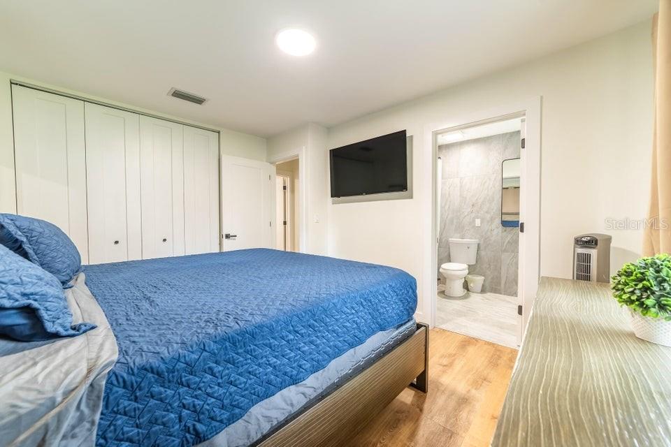 Image 23 of 62 For 809 12th Street