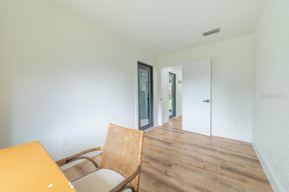 Image 29 of 62 For 809 12th Street