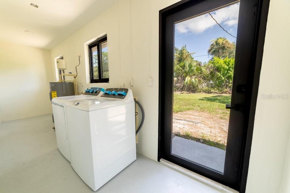 Image 31 of 62 For 809 12th Street