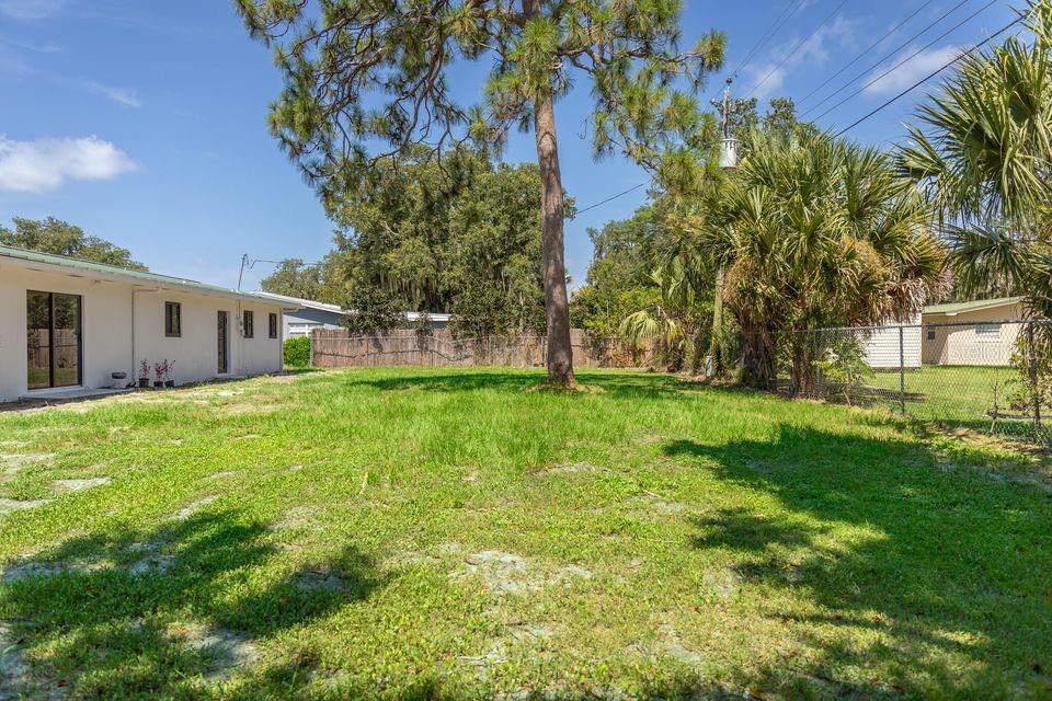 Image 37 of 62 For 809 12th Street