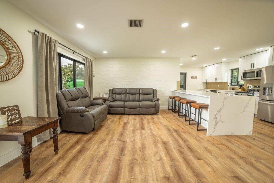 Image 5 of 62 For 809 12th Street