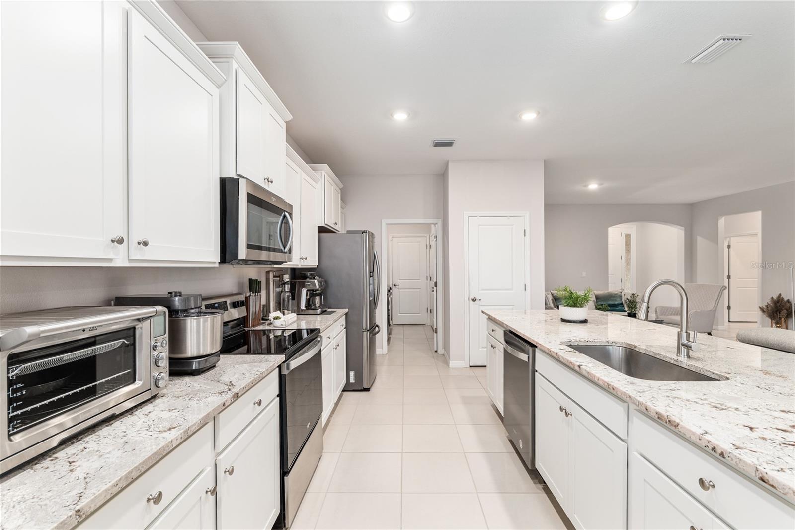 Image 31 of 63 For 6243 89th Street Road