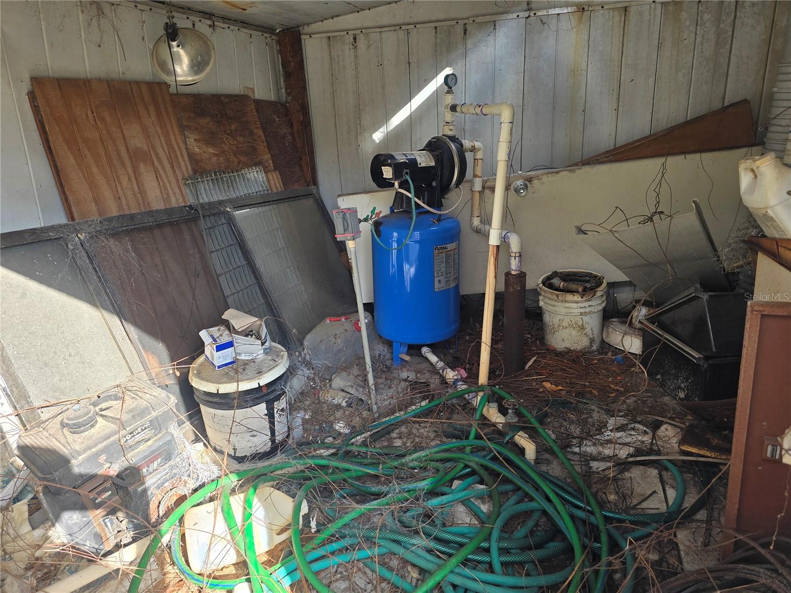 Image 6 of 20 For 4610 Ellen Point