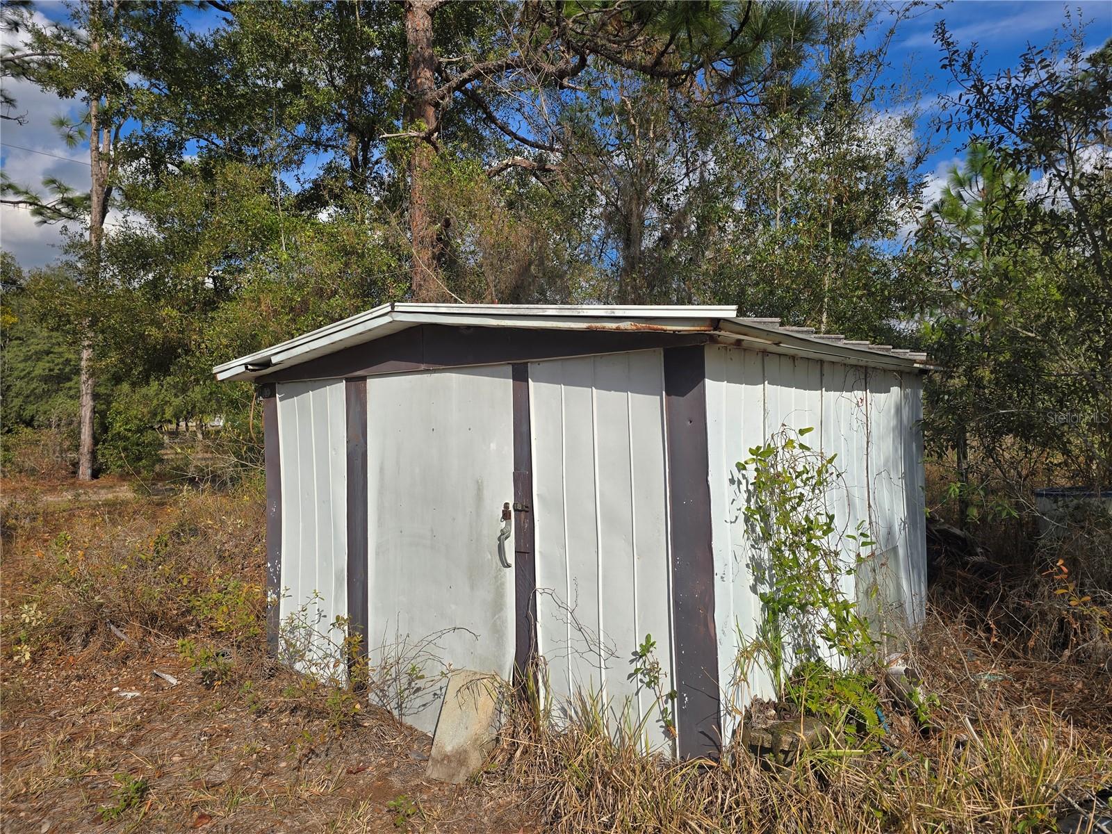 Image 8 of 20 For 4610 Ellen Point