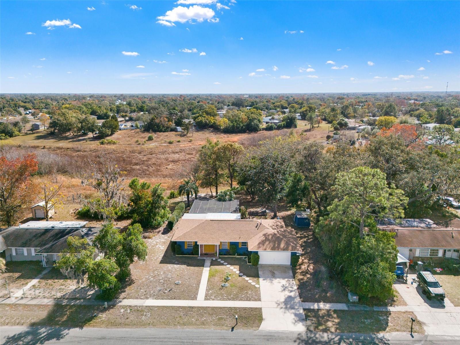 Listing photo id 0 for 6422 Fairlawn Street