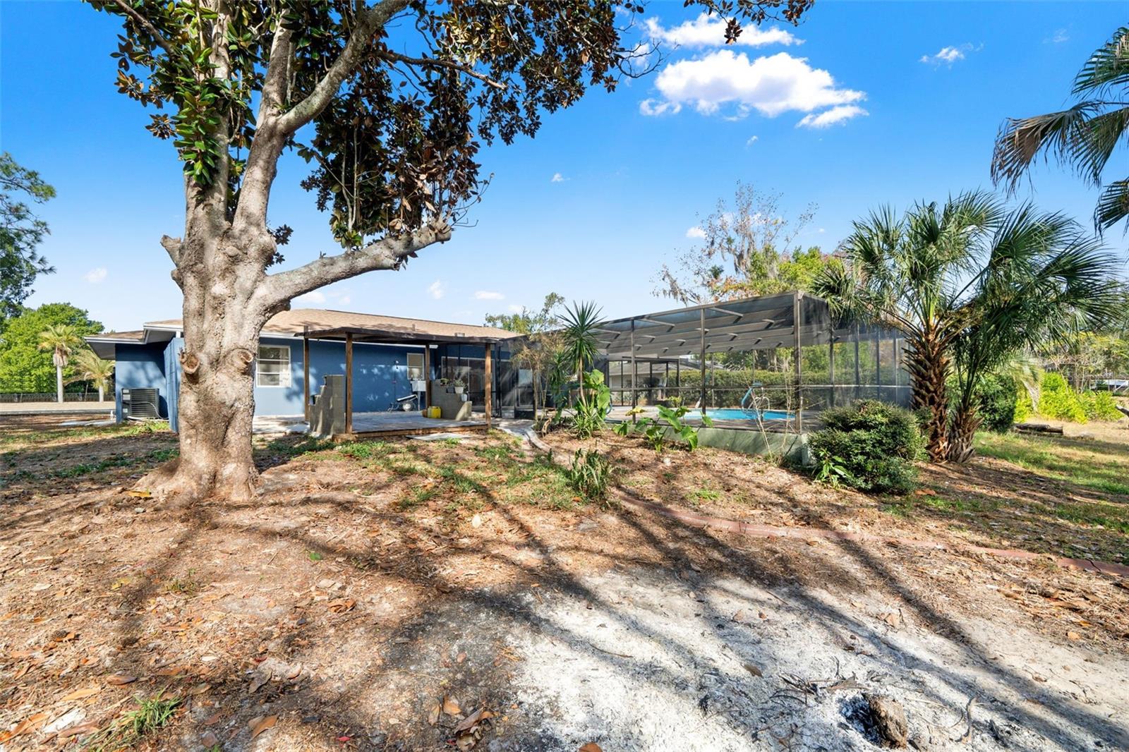 Listing photo id 31 for 6422 Fairlawn Street