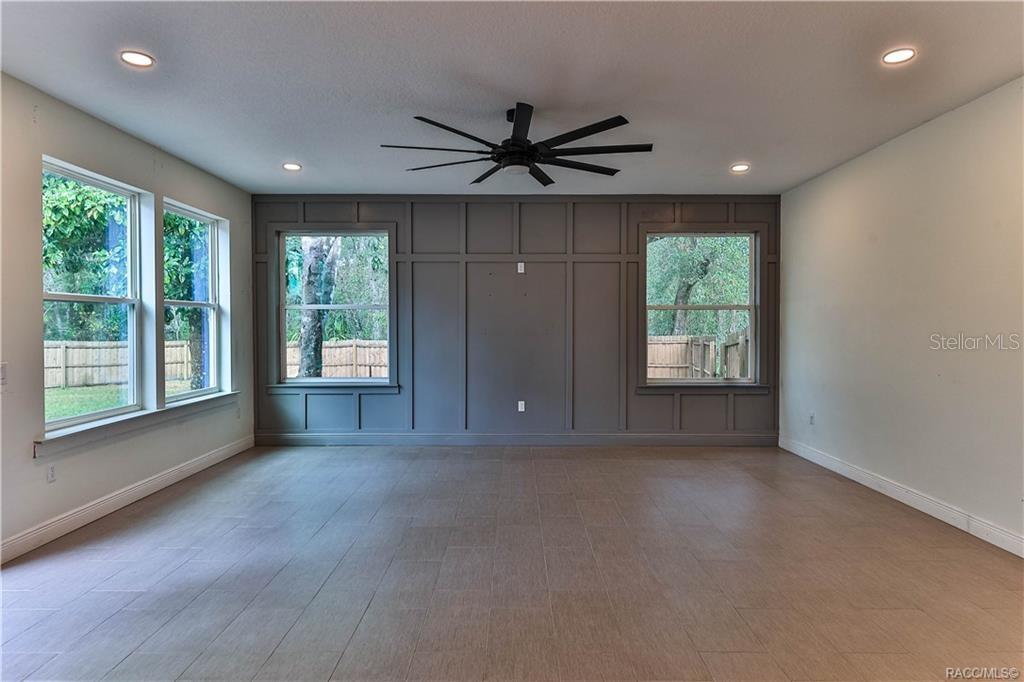 Image 14 of 34 For 110 Rooks Avenue