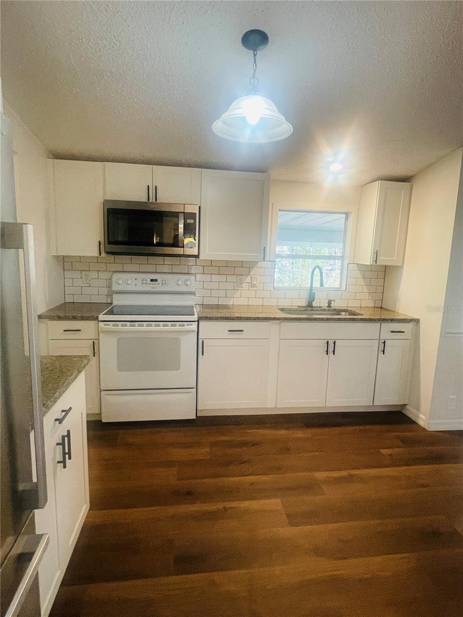 Image 13 of 27 For 1875 128th Place