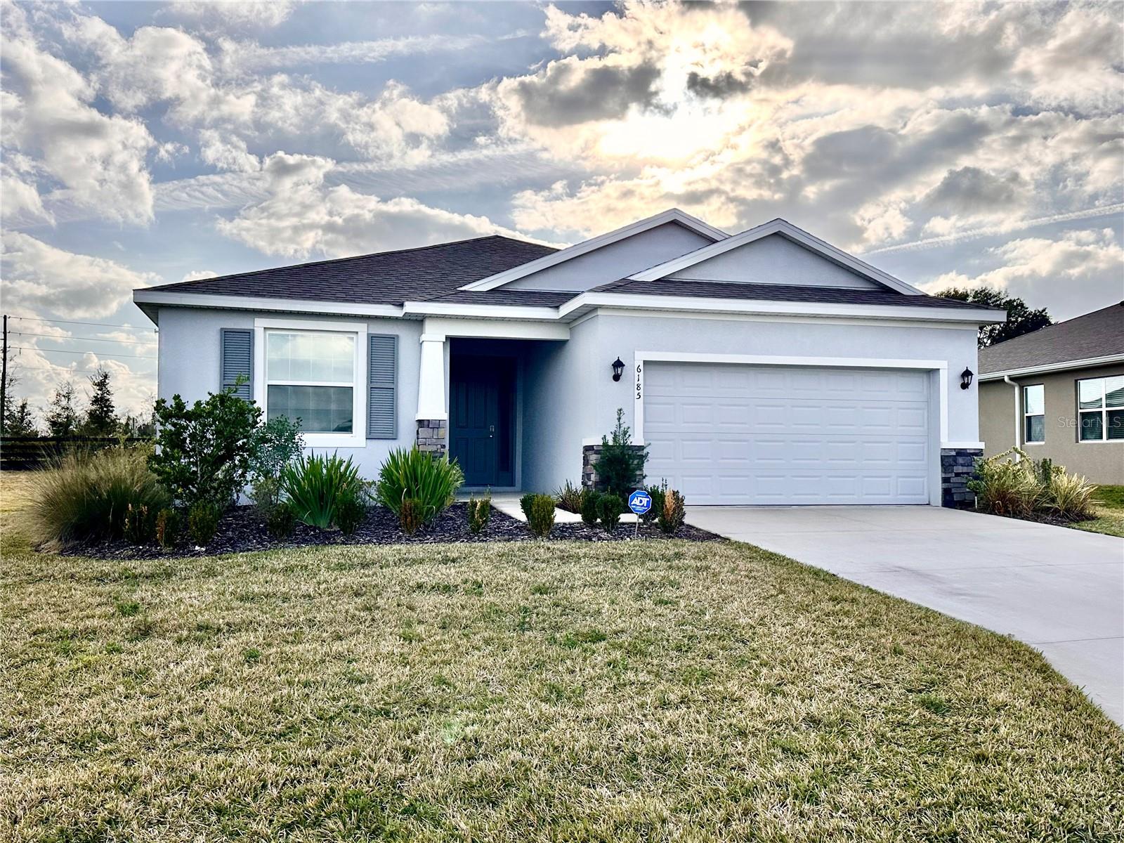 Image 2 of 21 For 6185 93rd Loop