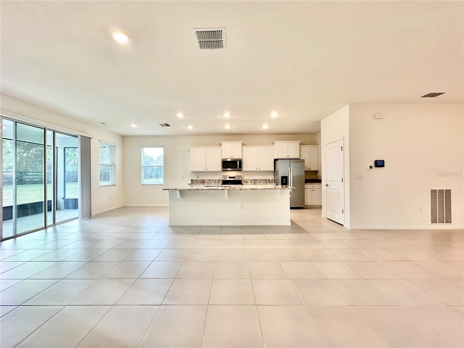 Image 20 of 21 For 6185 93rd Loop