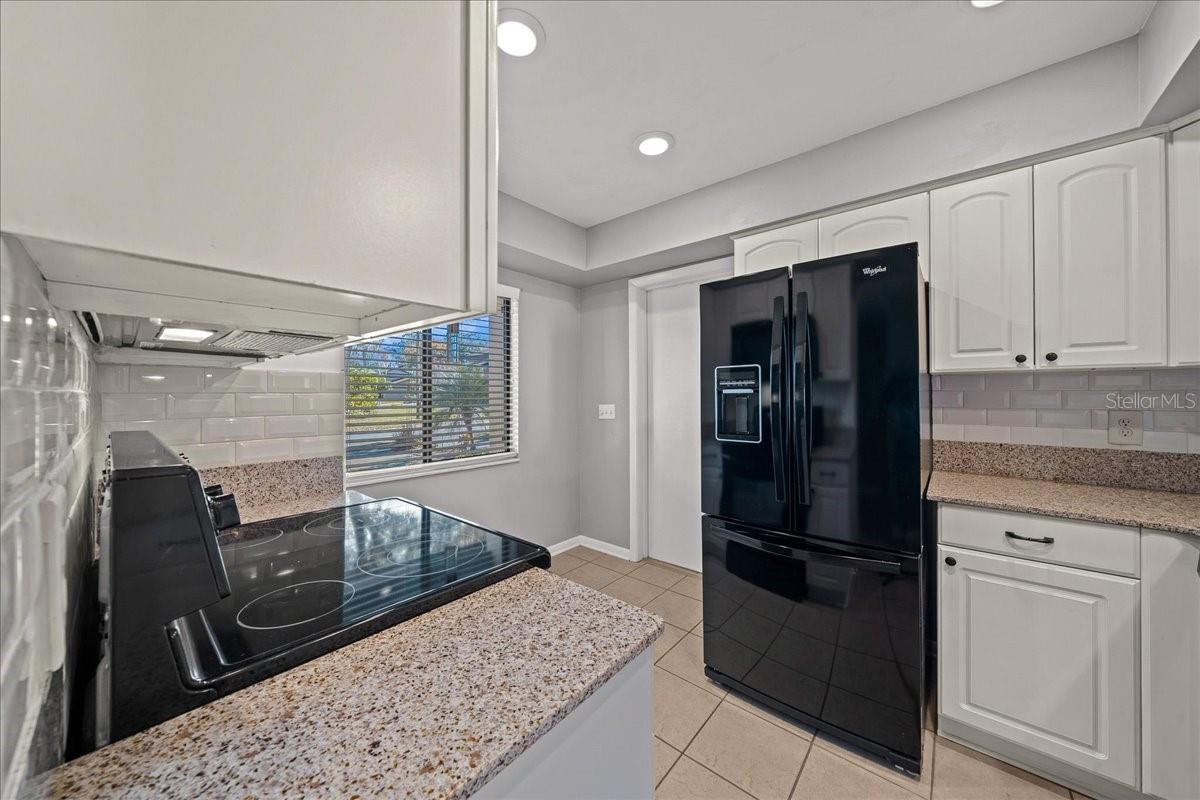 Image 11 of 52 For 3824 19th Street Circle