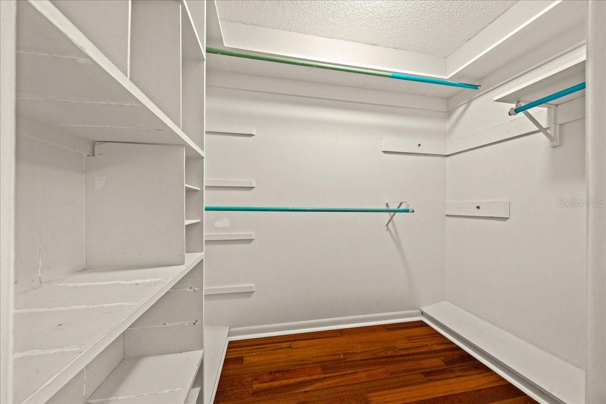 Image 29 of 52 For 3824 19th Street Circle