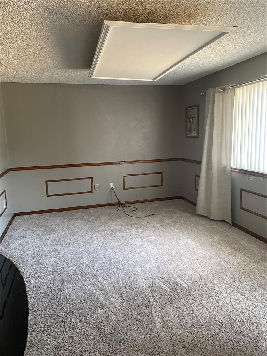 Image 12 of 34 For 10871 90th Court