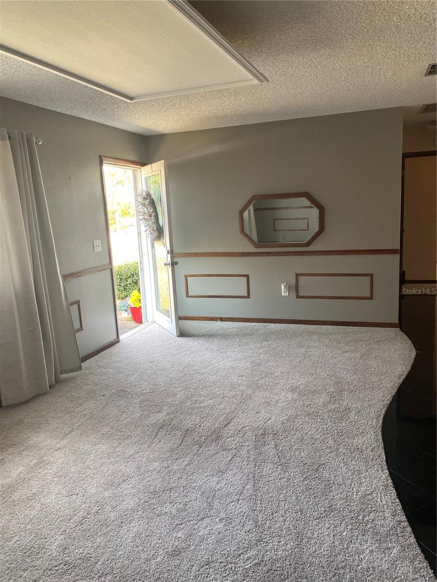 Image 13 of 34 For 10871 90th Court