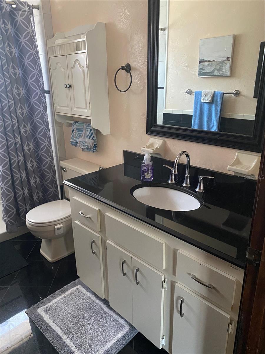 Image 18 of 34 For 10871 90th Court