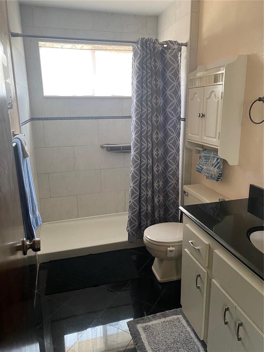 Image 22 of 34 For 10871 90th Court