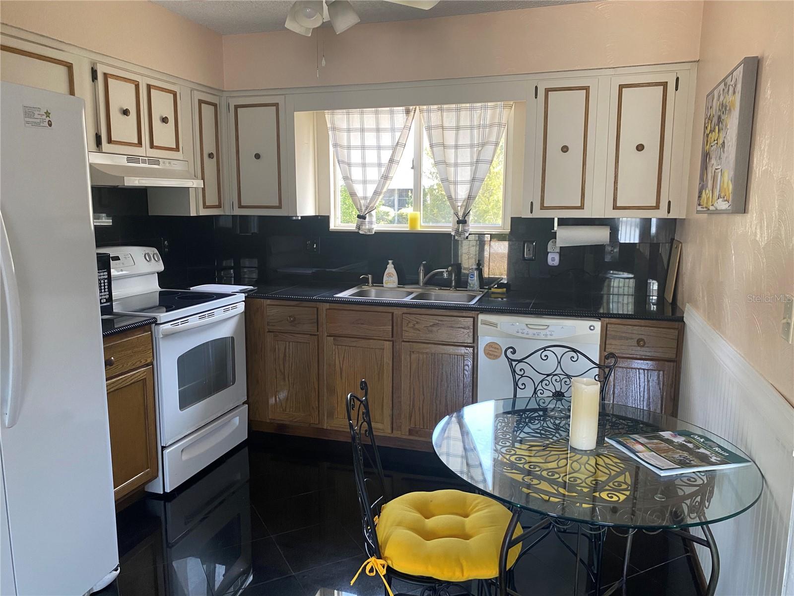 Image 25 of 34 For 10871 90th Court