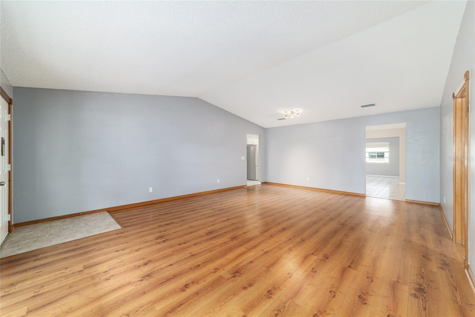 Image 14 of 64 For 9015 94th Street D