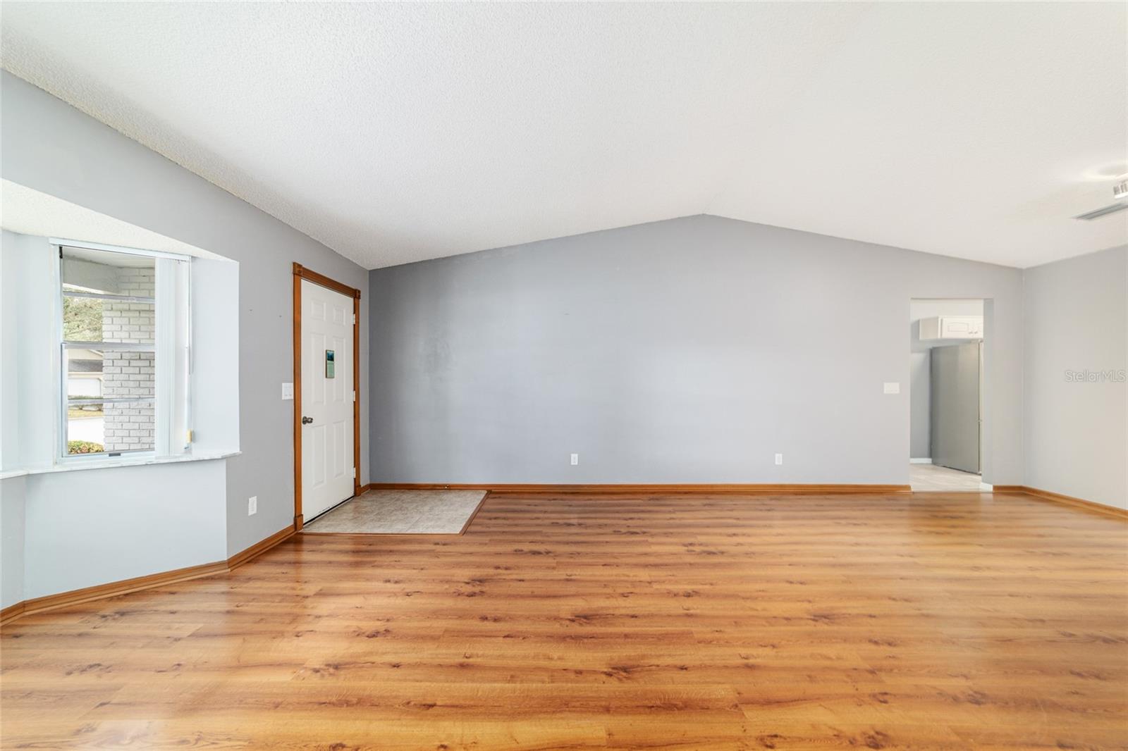 Image 15 of 64 For 9015 94th Street D