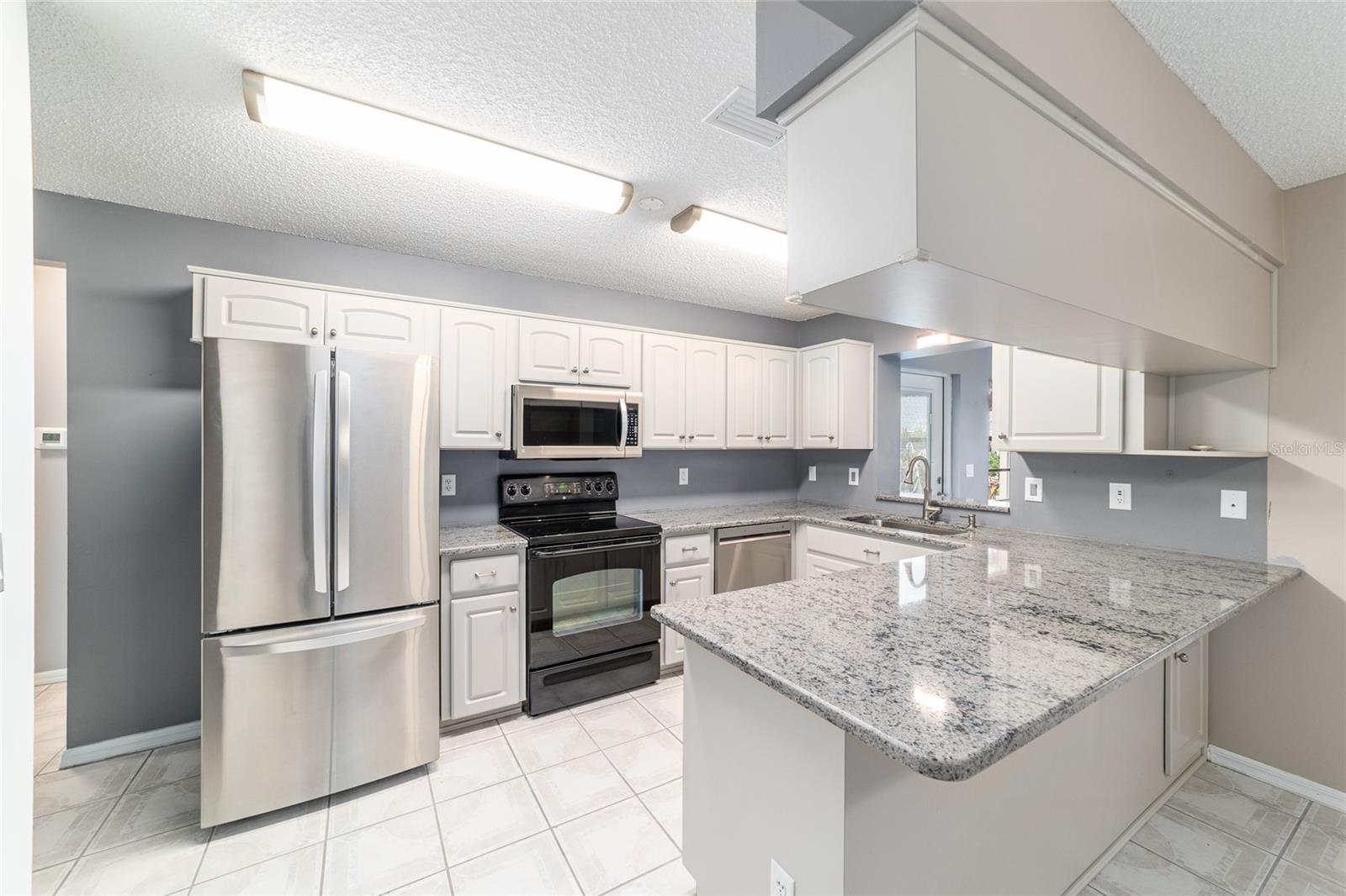 Image 28 of 64 For 9015 94th Street D