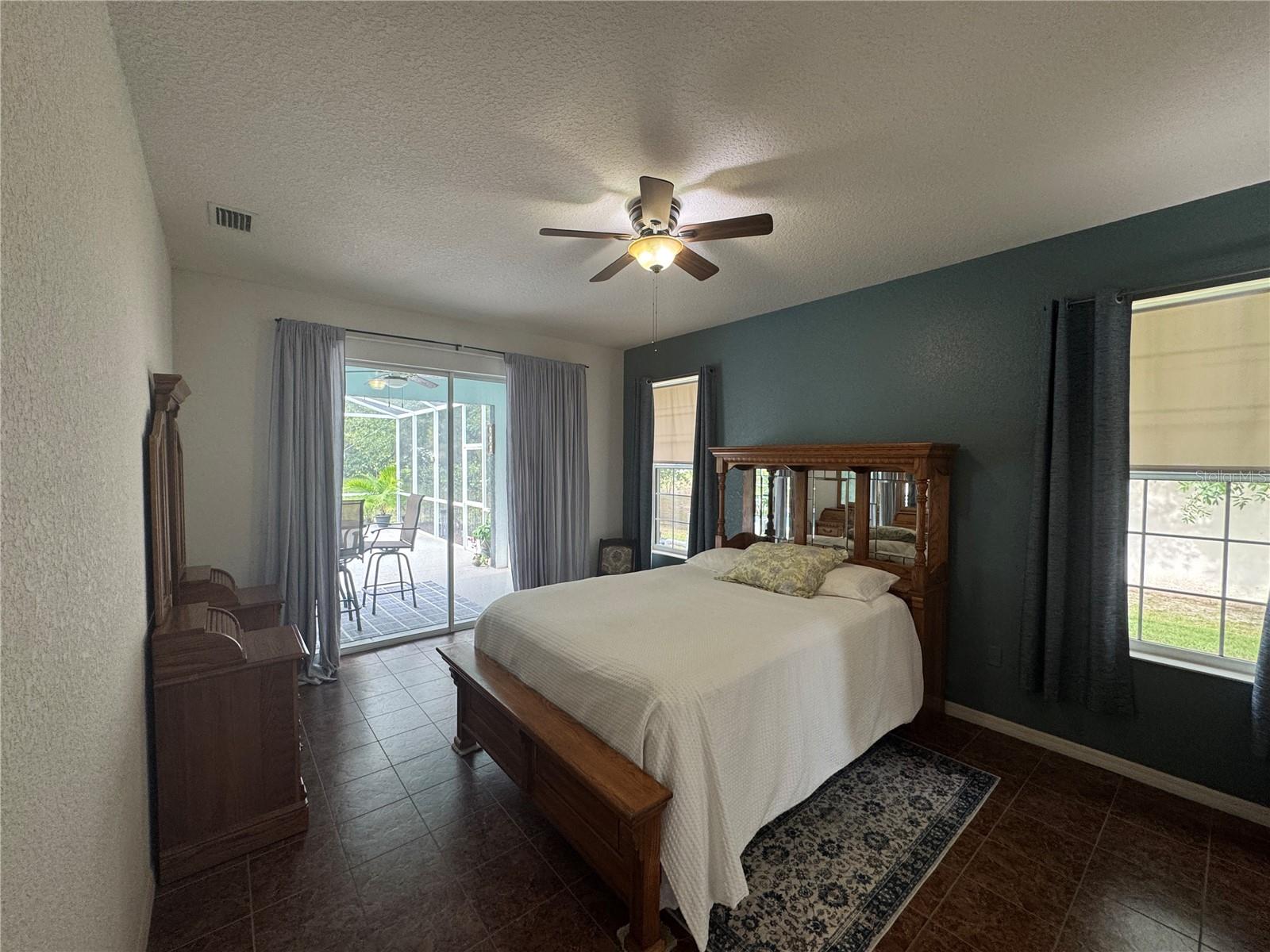 Image 10 of 72 For 19395 100 Loop