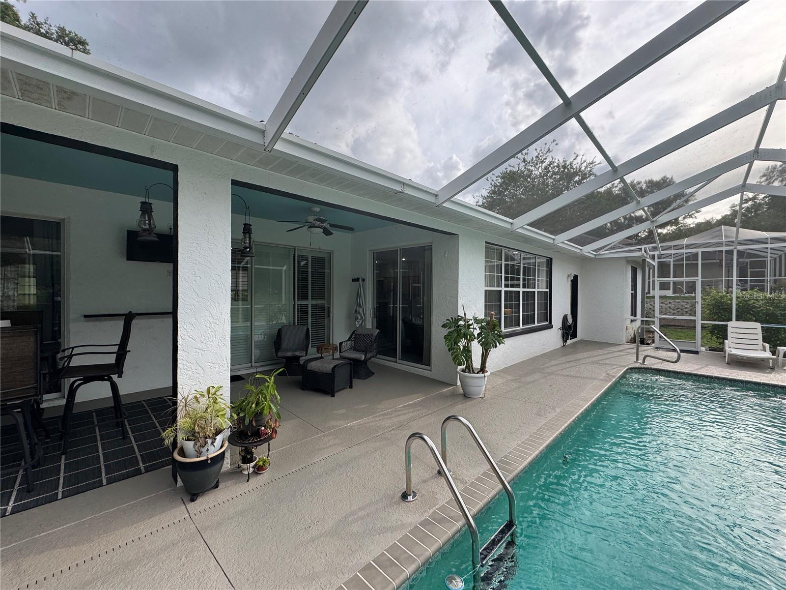 Image 29 of 72 For 19395 100 Loop