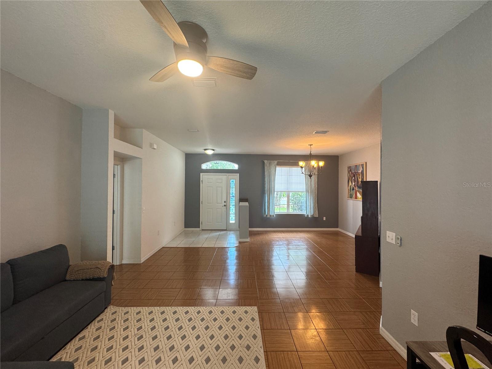 Image 3 of 72 For 19395 100 Loop