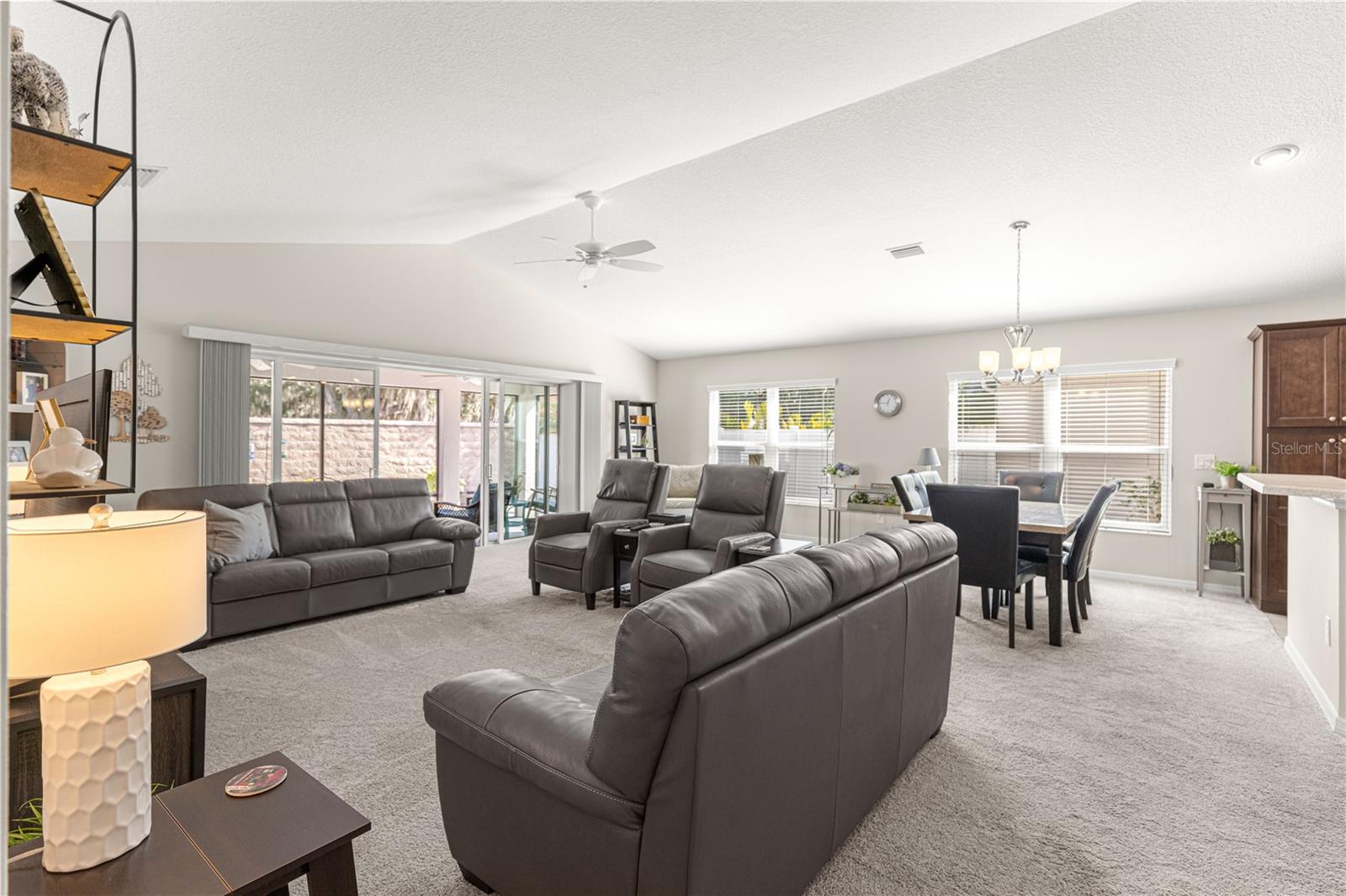 Image 27 of 69 For 16777 74 Soulliere Avenue