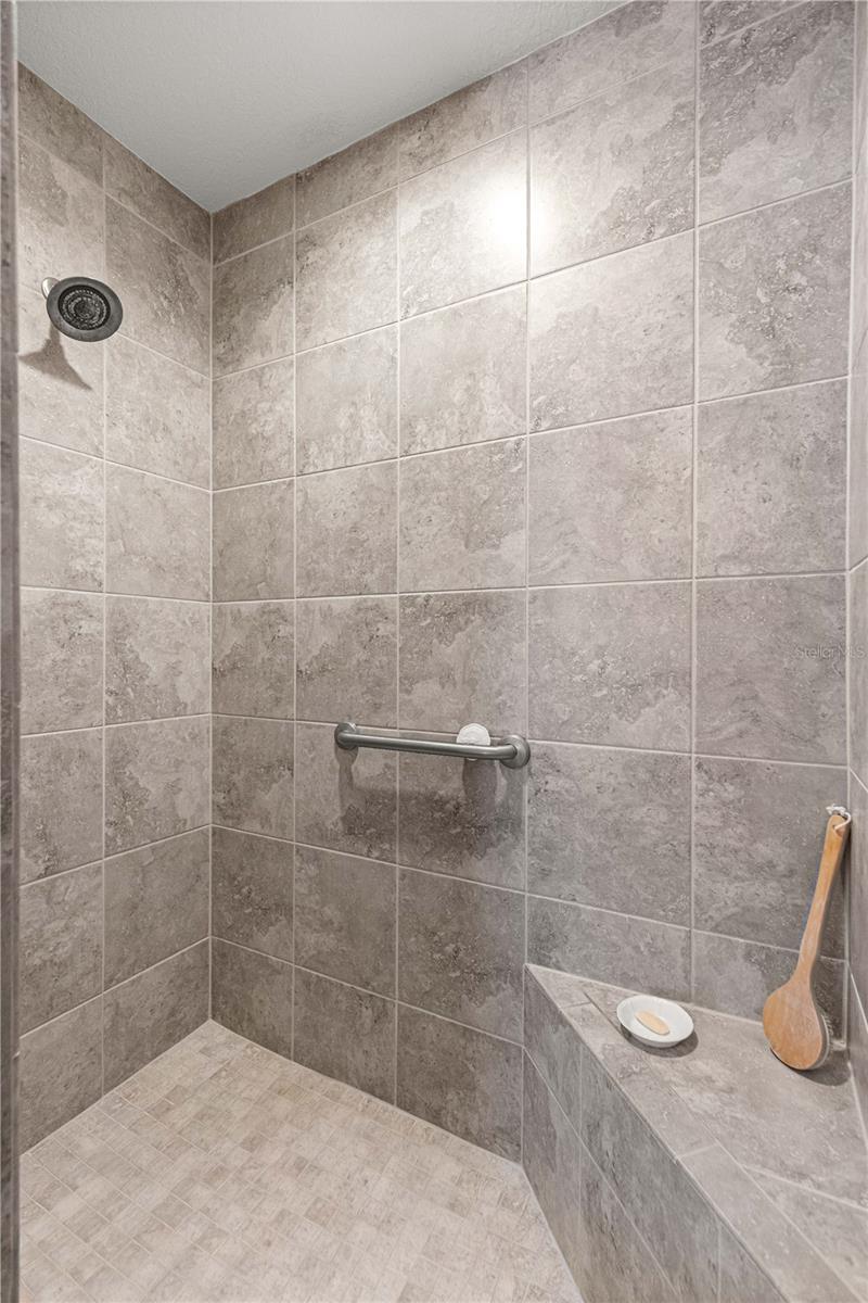 Image 47 of 69 For 16777 74 Soulliere Avenue