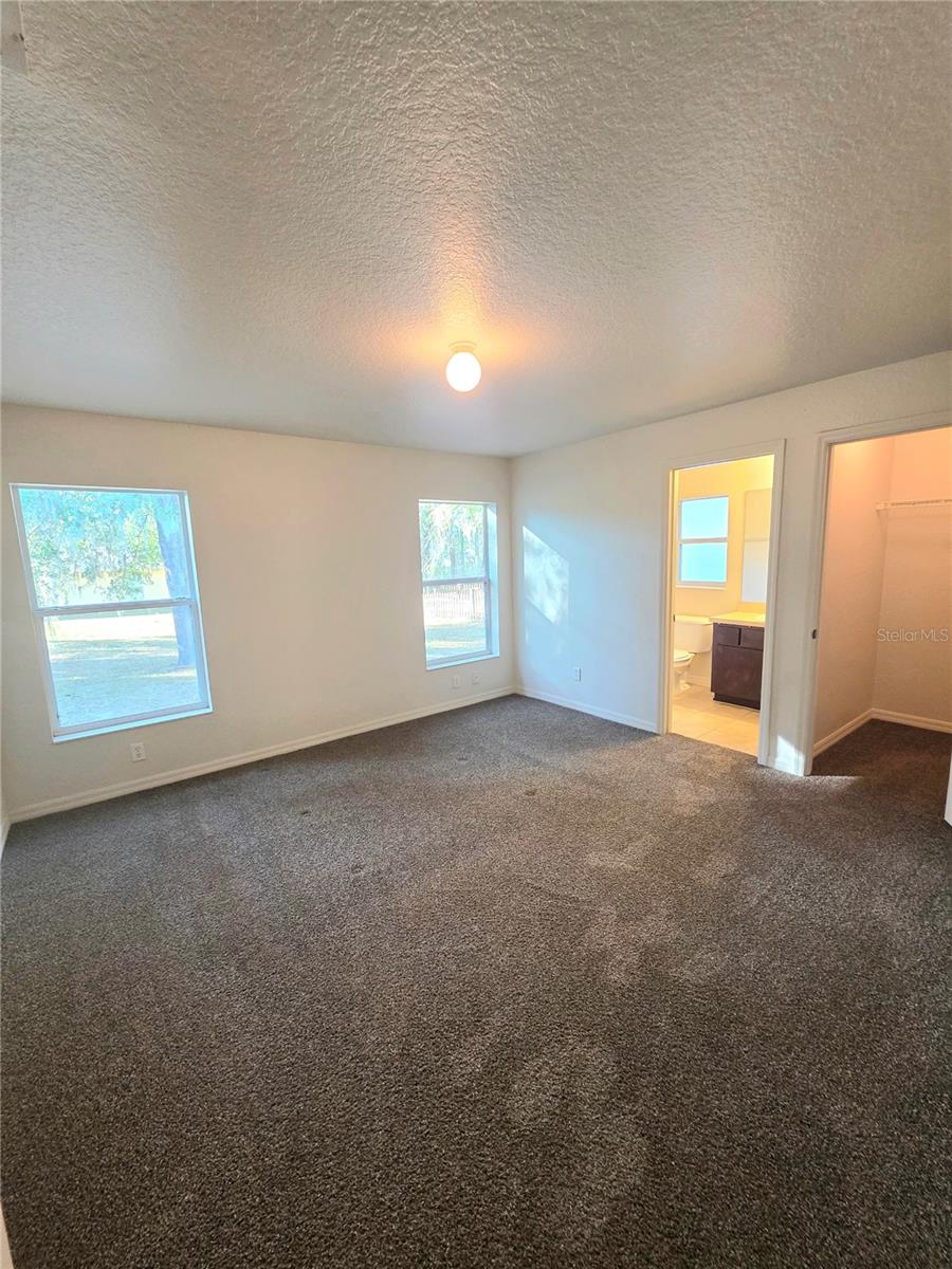 Image 5 of 14 For 5560 55th Avenue