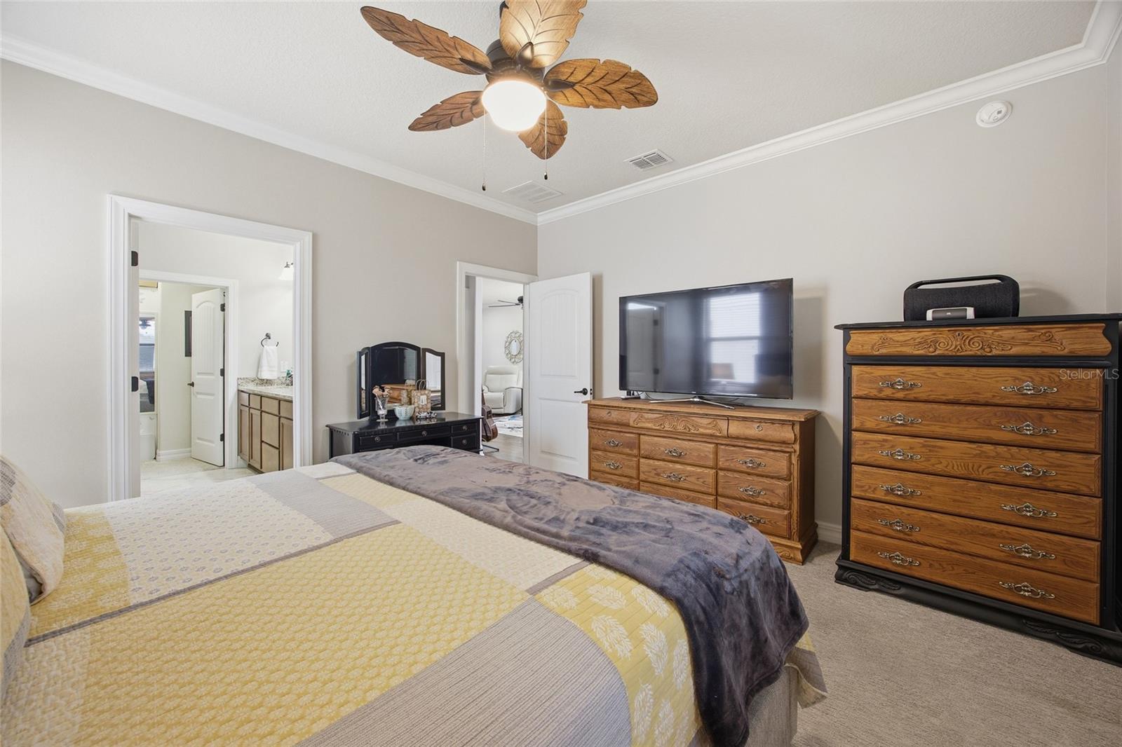 Image 10 of 52 For 7639 94th Circle