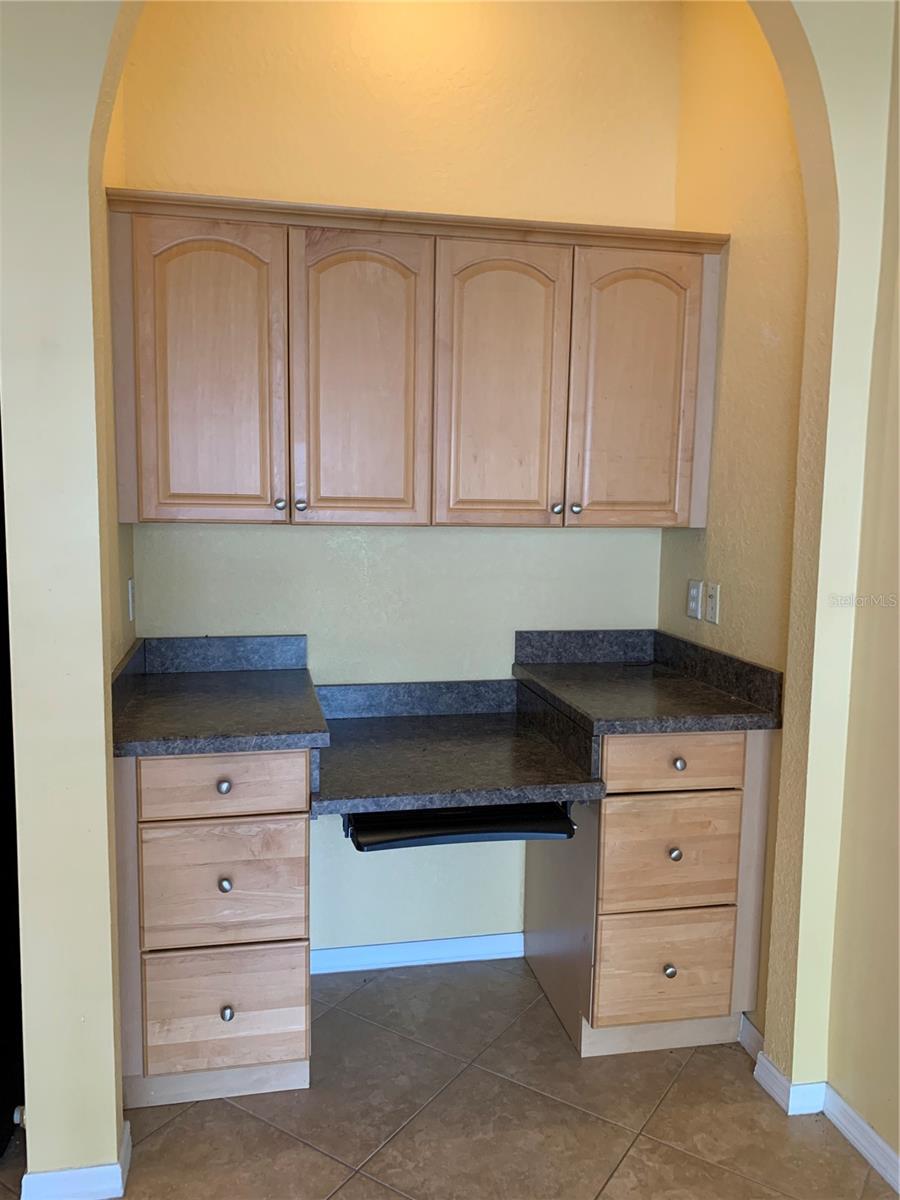 Image 11 of 25 For 11480 78th Cir