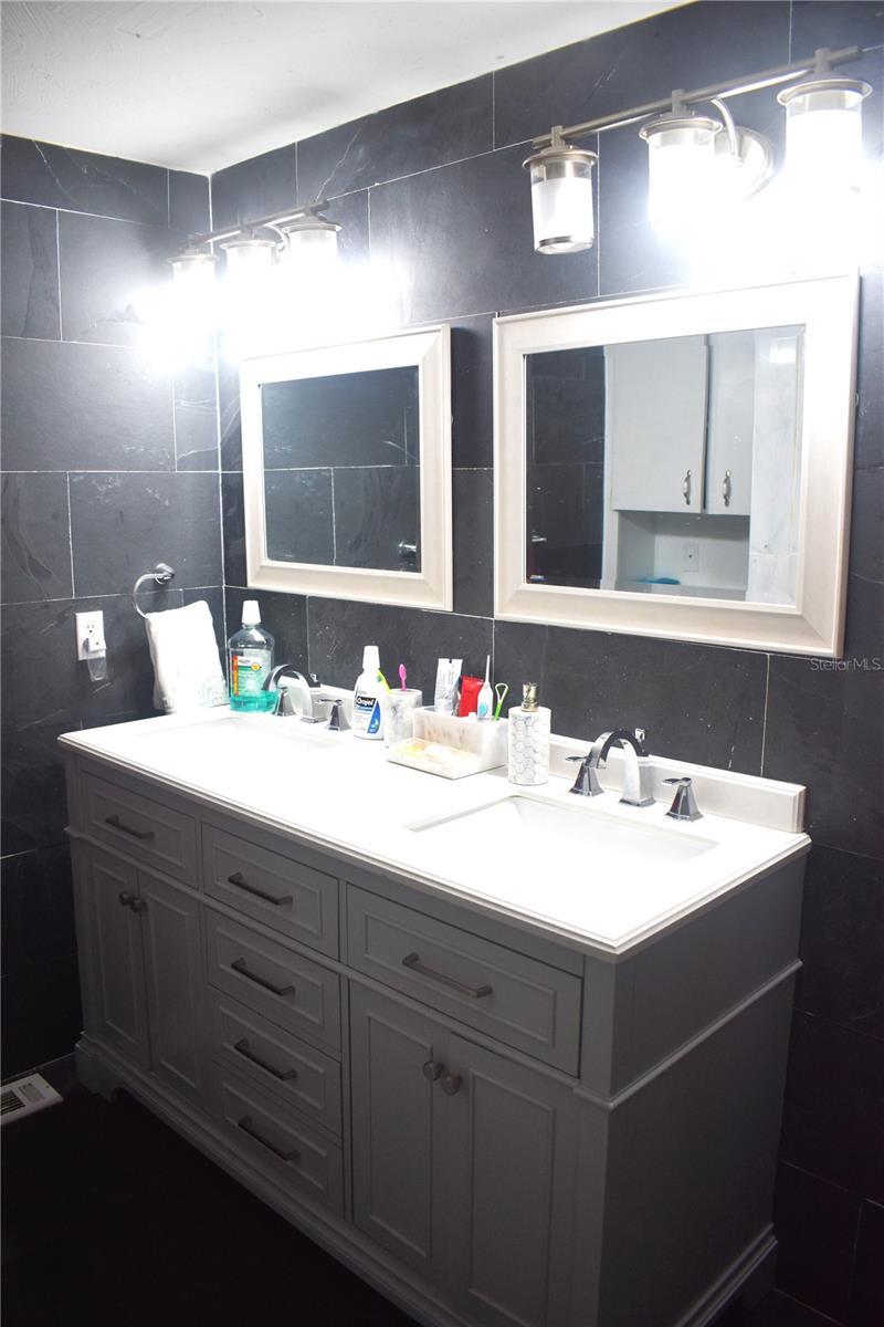 Image 16 of 23 For 15355 85th Avenue