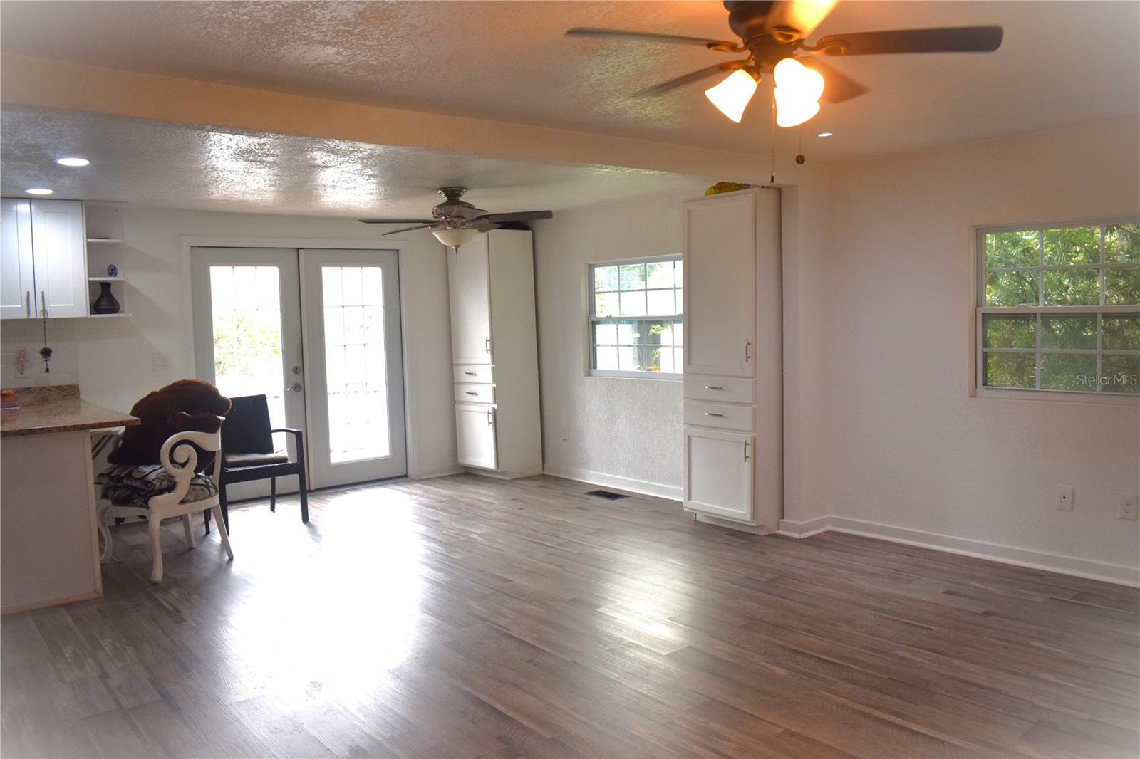 Image 17 of 23 For 15355 85th Avenue