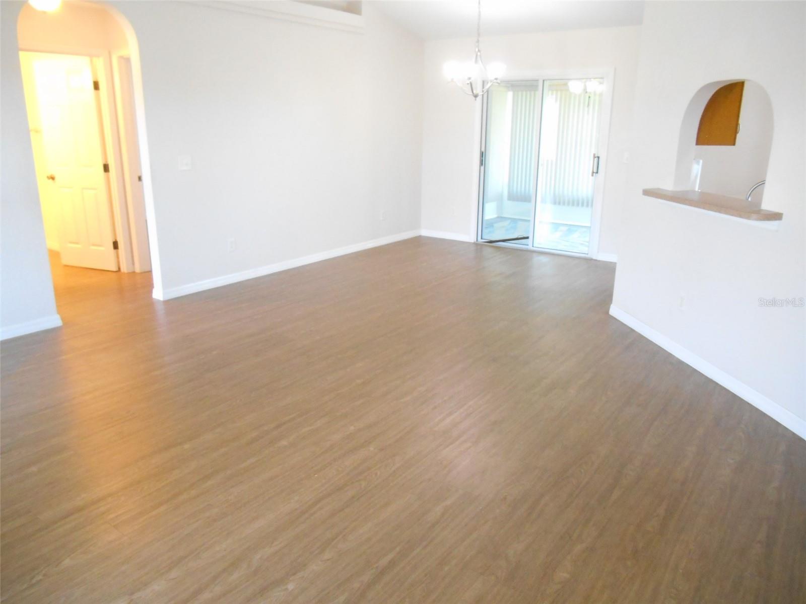 Image 6 of 19 For 17472 121st Circle