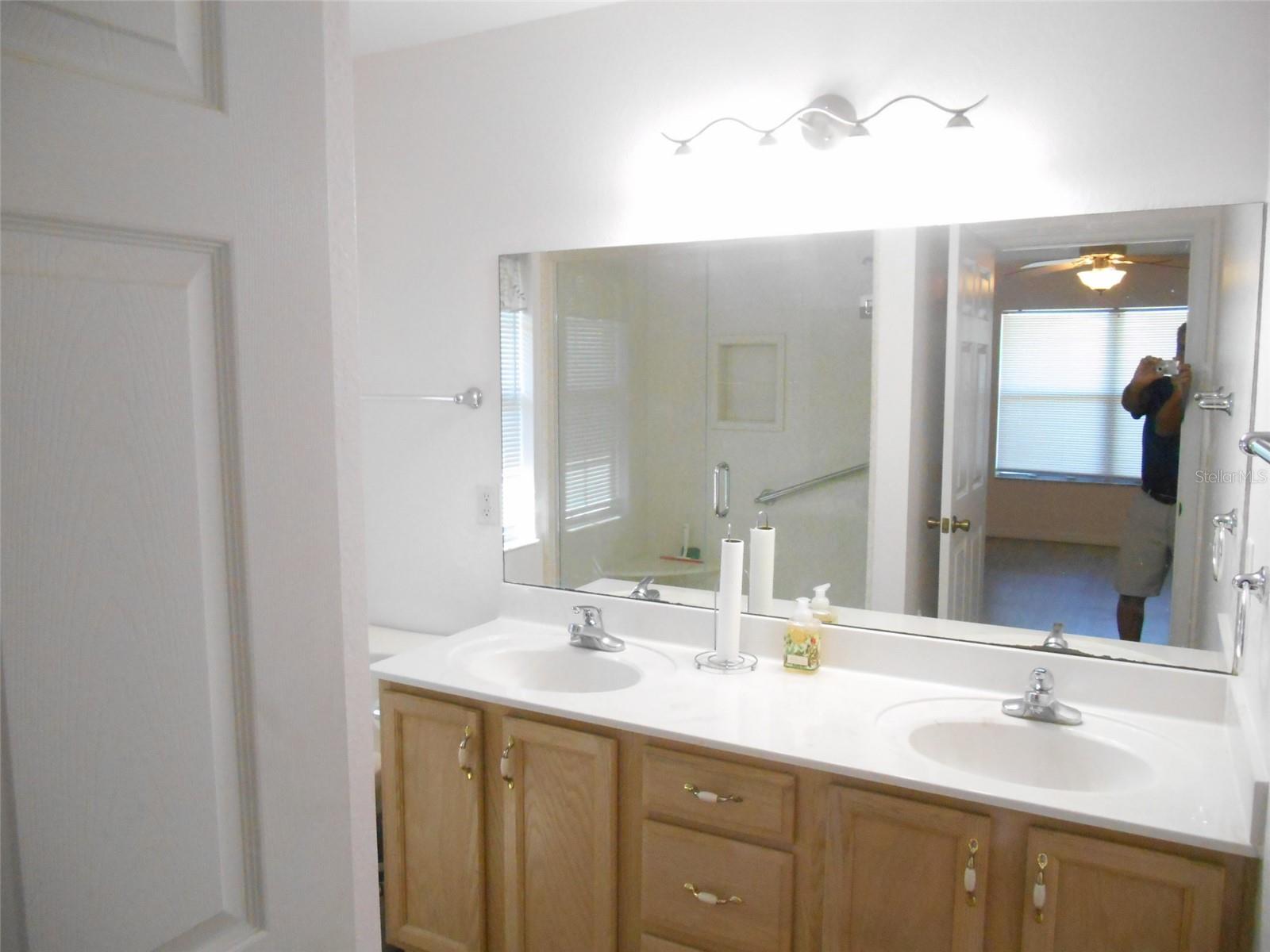 Image 9 of 19 For 17472 121st Circle