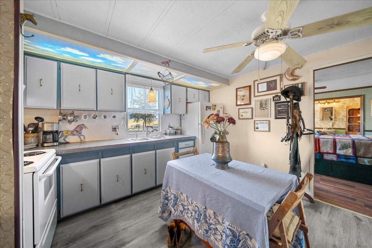 Image 13 of 42 For 6250 150th Avenue