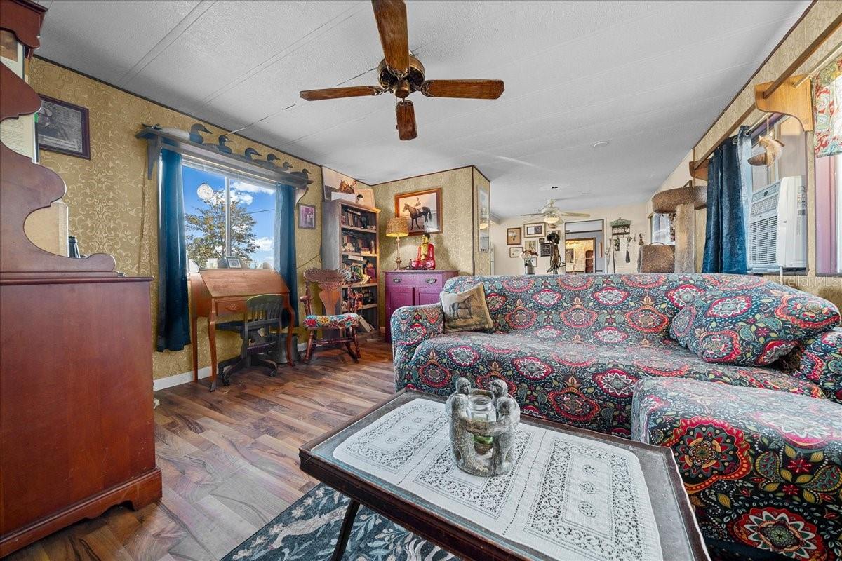 Image 9 of 42 For 6250 150th Avenue