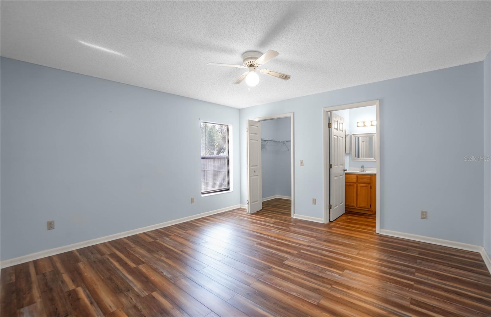 Image 12 of 39 For 3341 Jean Point