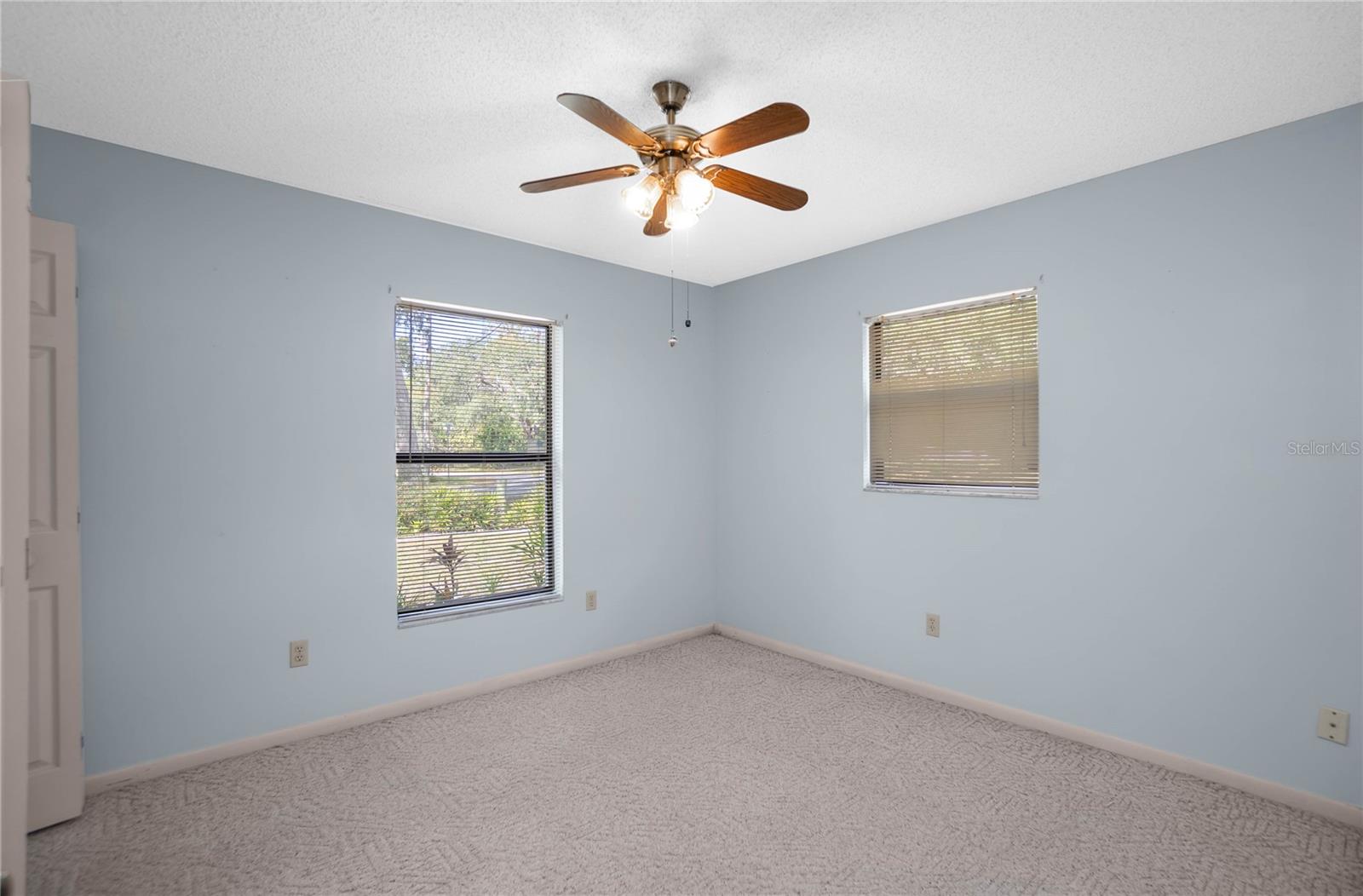 Image 15 of 39 For 3341 Jean Point