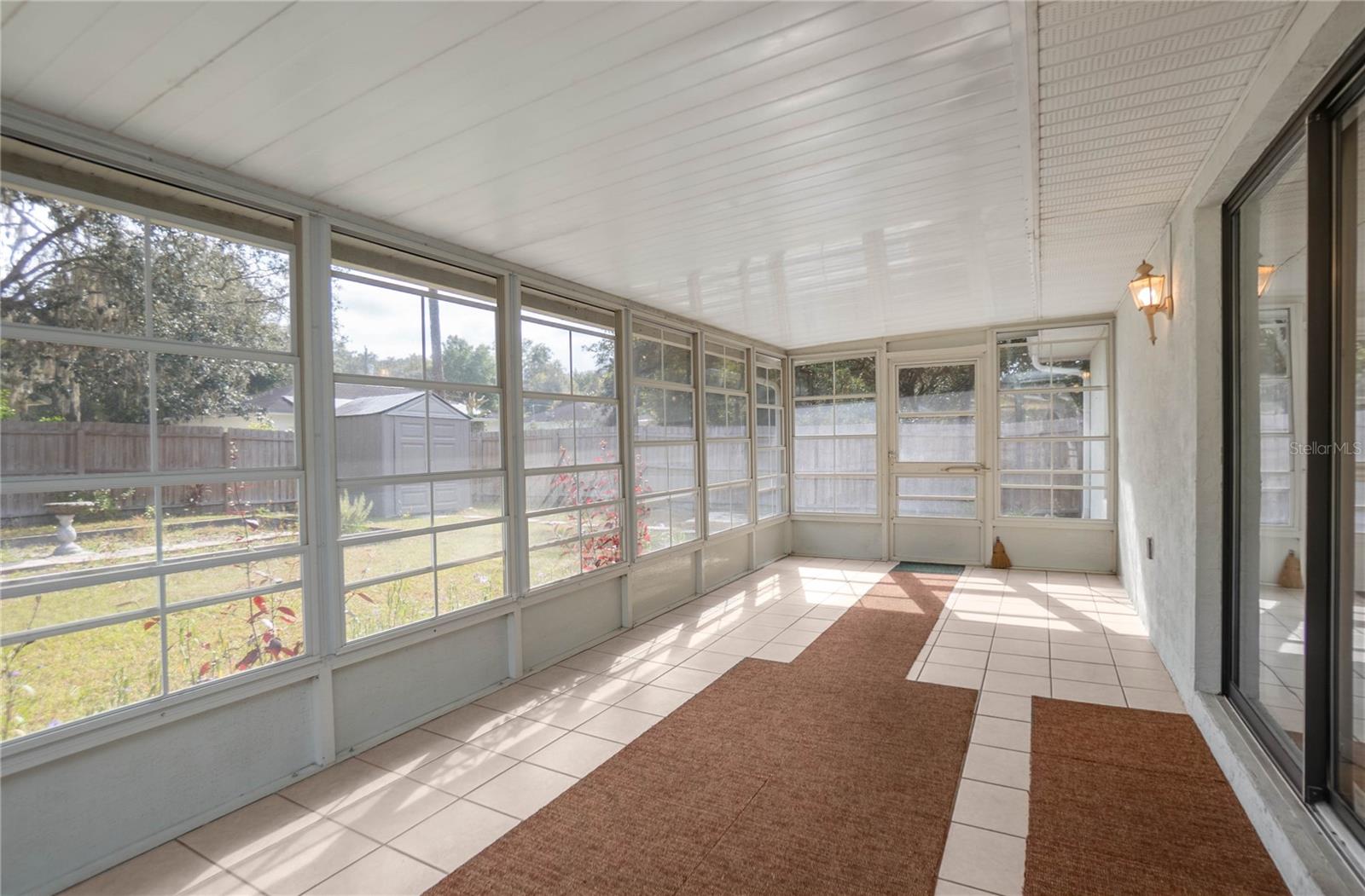 Image 20 of 39 For 3341 Jean Point