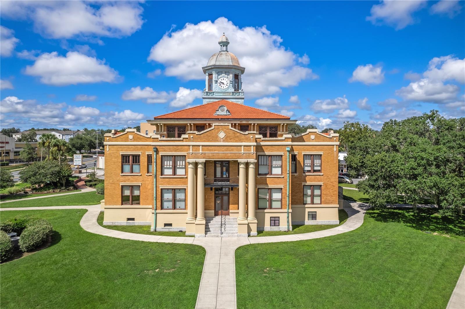 Image 38 of 39 For 3341 Jean Point