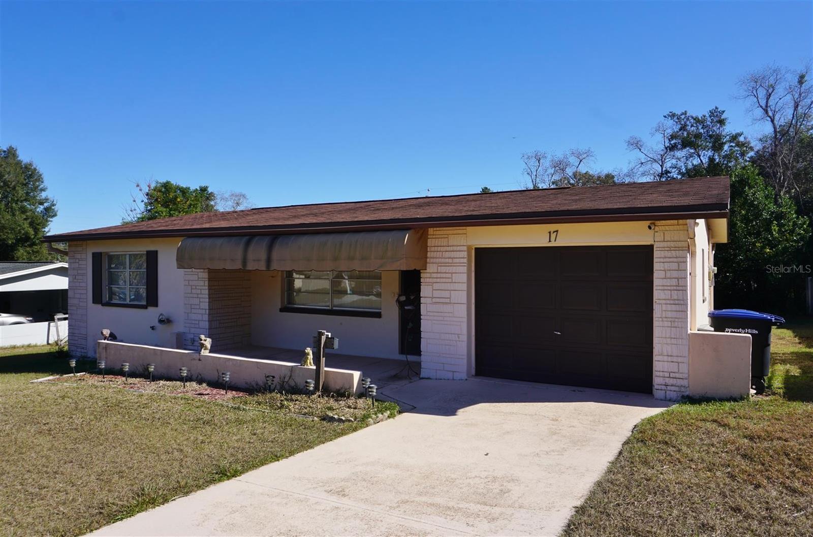 Image 41 of 41 For 17 Davis Street