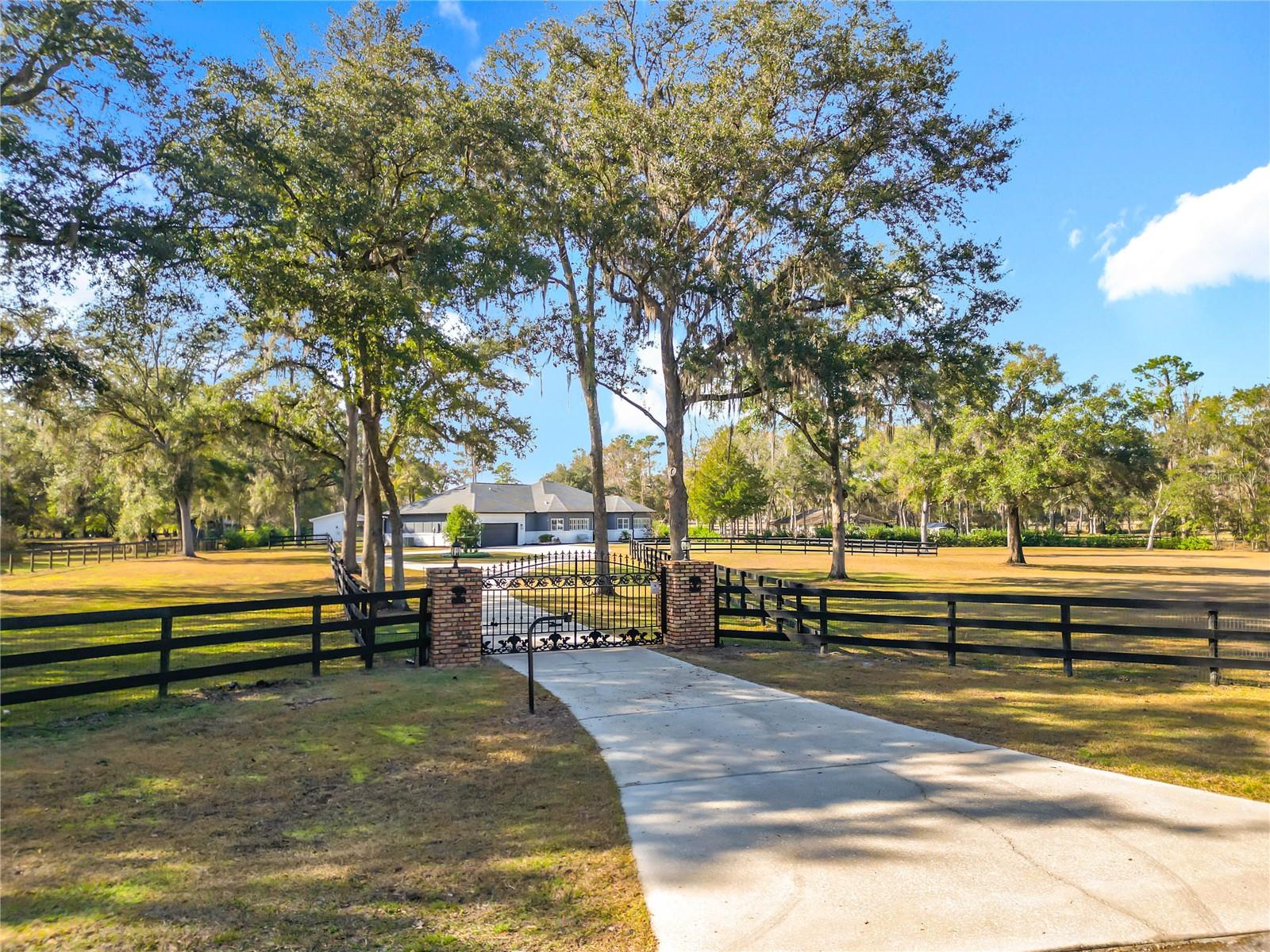 Image 2 of 84 For 8490 118th Terrace