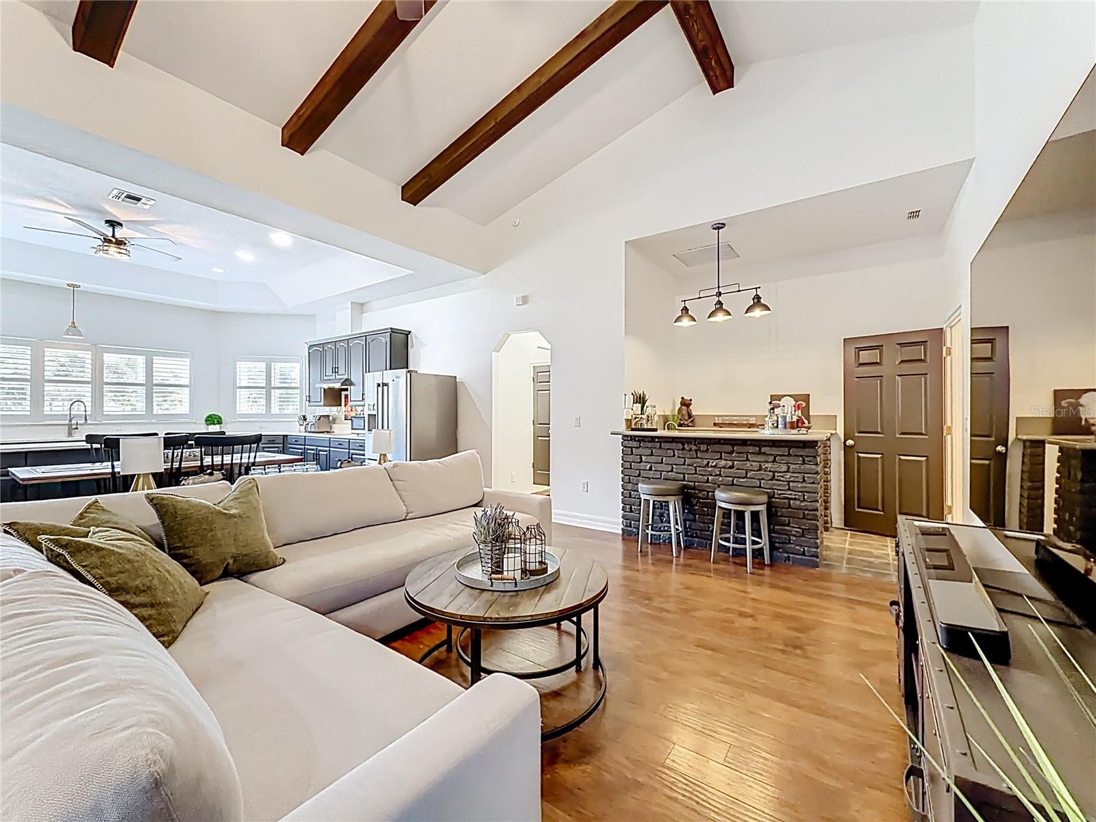 Image 32 of 84 For 8490 118th Terrace