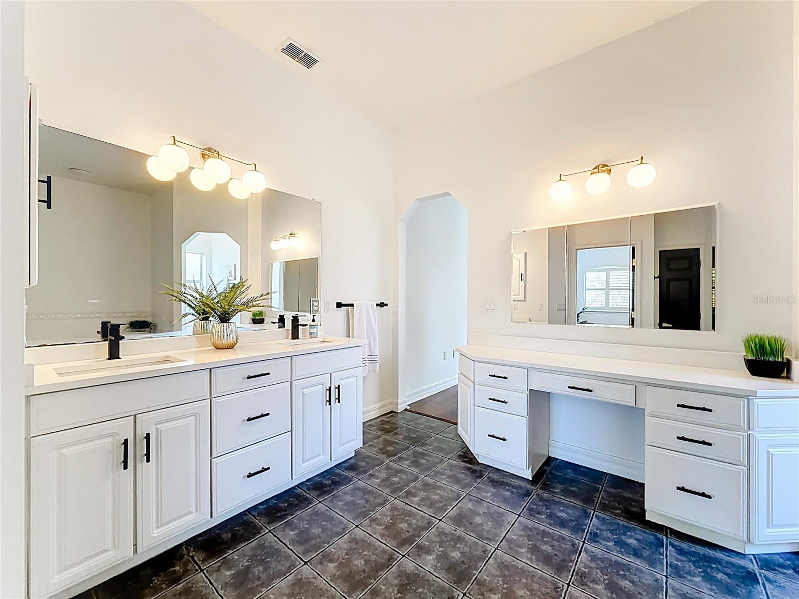 Image 50 of 84 For 8490 118th Terrace